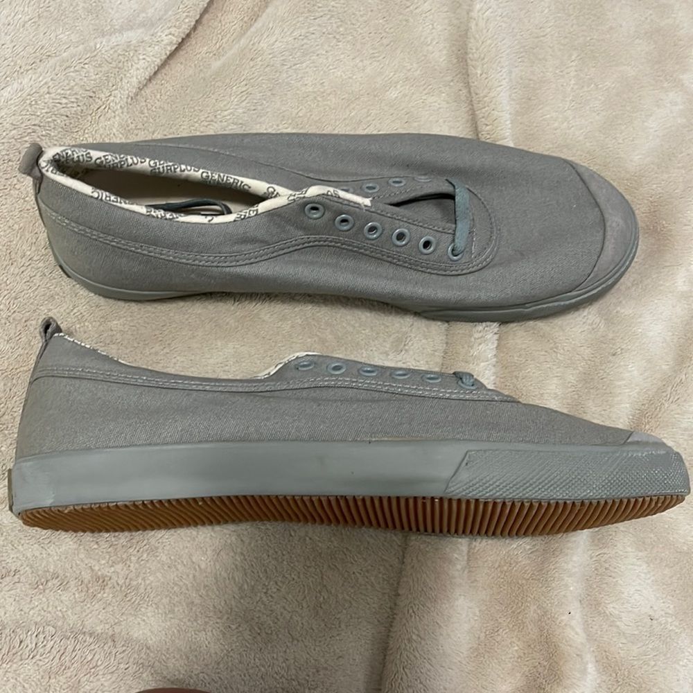 NWOB- Generic Surplus - men’s 10